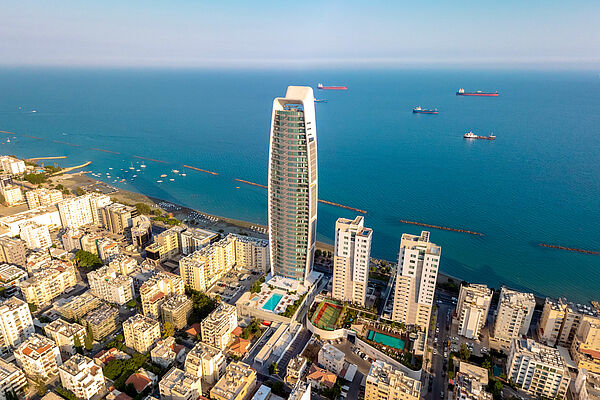 Conflict-free living directly on the beach