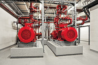 A technical room in the Palaisquartier in Frankfurt, in which technical systems decoupled with REGUPOL vibration are installed.